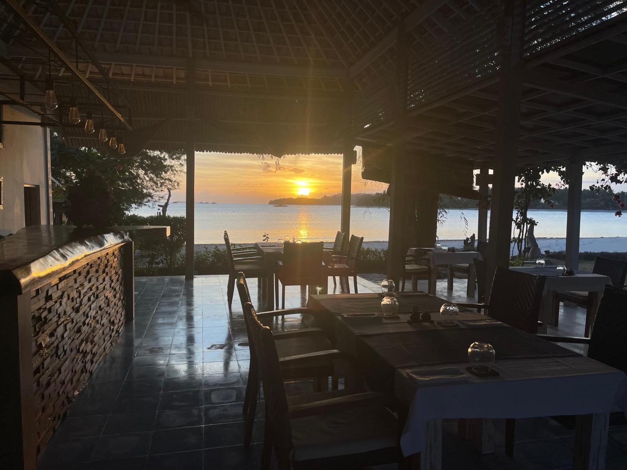 The Suites Lombok Sekotong Extérieur photo